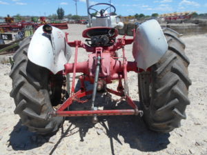 D&D Sales Cortez CO Used Ford 900 Gas Tractor